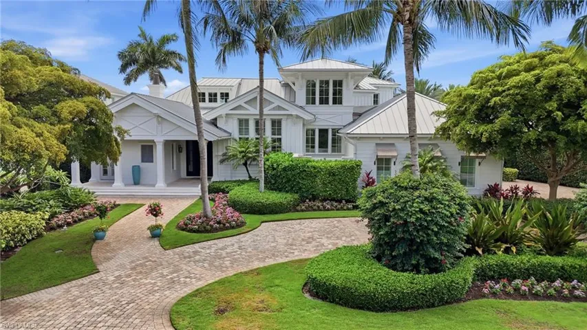 1870 4th St S, Naples, Florida 34102