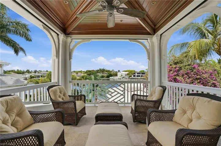 1870 4th St S, Naples, Florida 34102