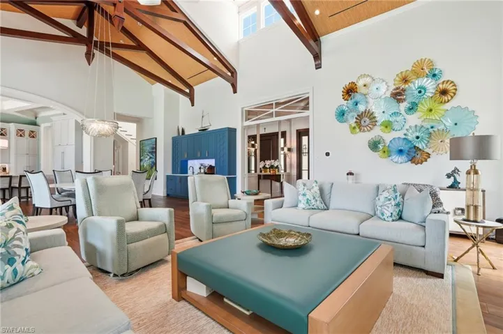 1870 4th St S, Naples, Florida 34102