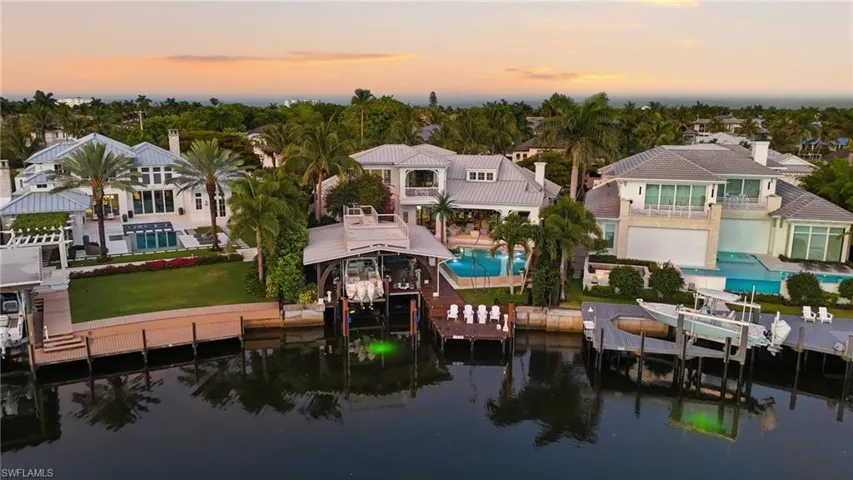 1870 4th St S, Naples, Florida 34102