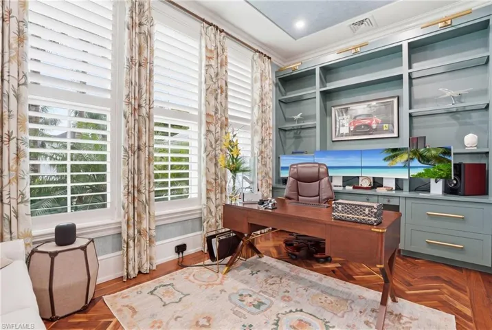1870 4th St S, Naples, Florida 34102