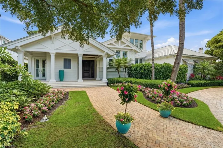 1870 4th St S, Naples, Florida 34102