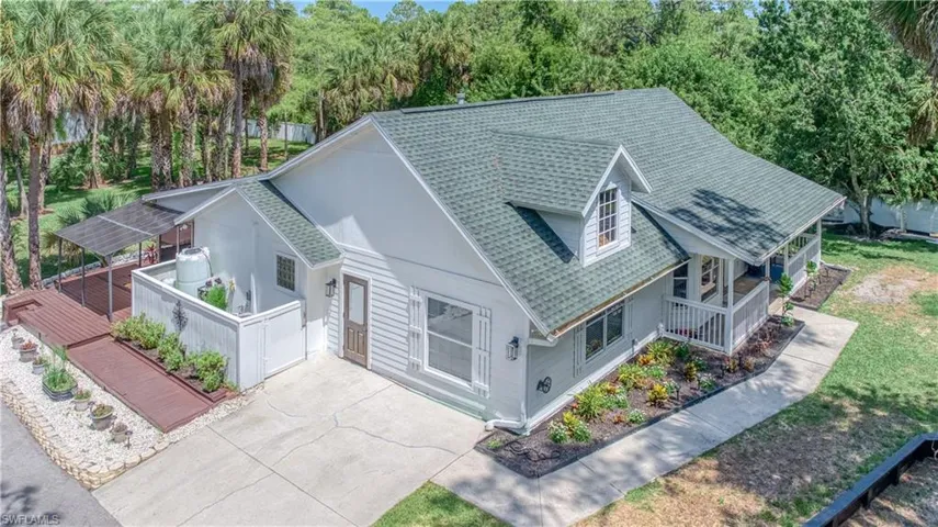 161  7th SW ST, Naples, FL 34117