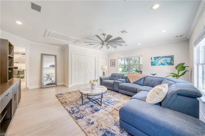 161  7th SW ST, Naples, FL 34117