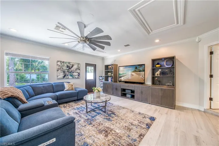 161  7th SW ST, Naples, FL 34117