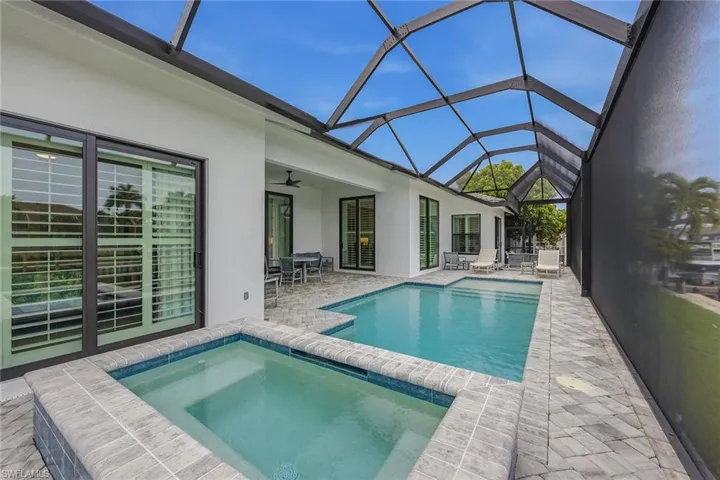 931 Ivory Ct, Marco Island, Florida 34145