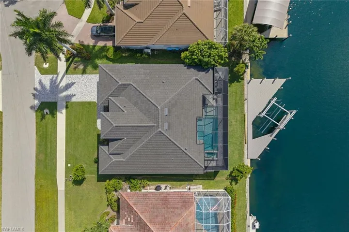 931 Ivory Ct, Marco Island, Florida 34145