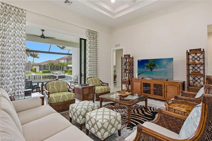 931 Ivory Ct, Marco Island, Florida 34145