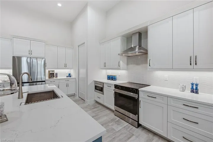 931 Ivory Ct, Marco Island, Florida 34145