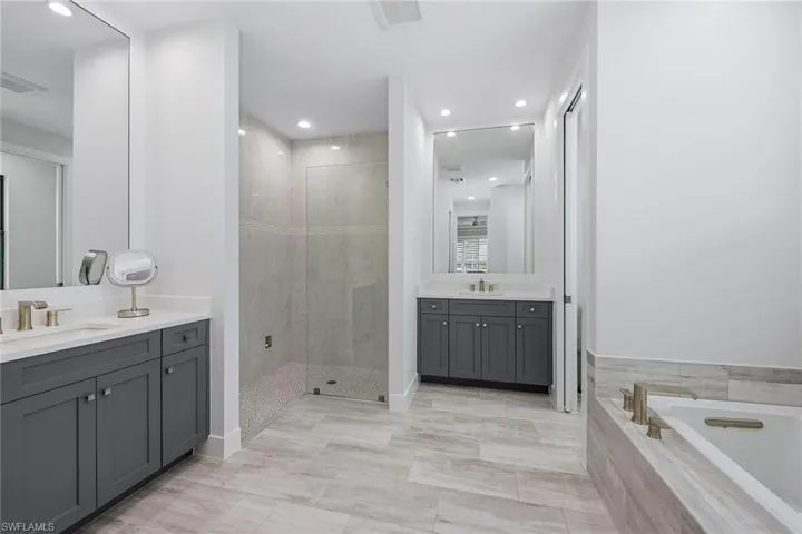 931 Ivory Ct, Marco Island, Florida 34145