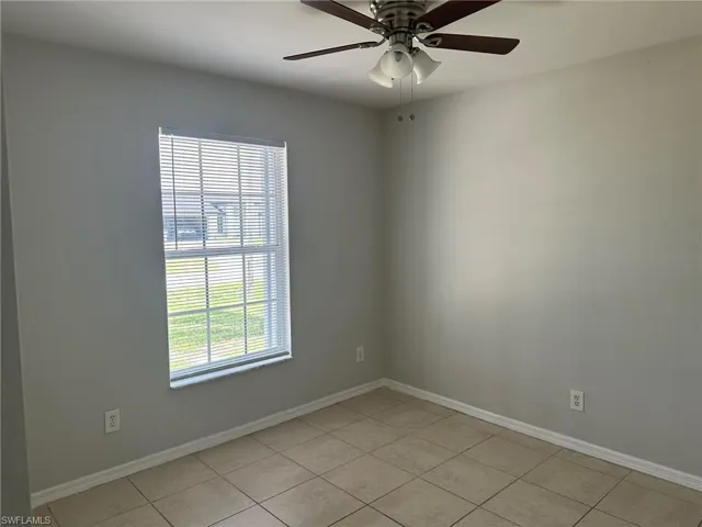 2231 Nw 7th Pl, Cape Coral, Florida 33993