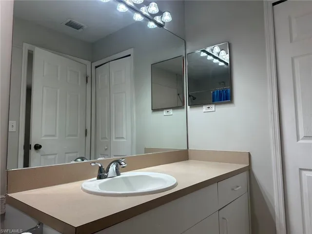 2231 Nw 7th Pl, Cape Coral, Florida 33993