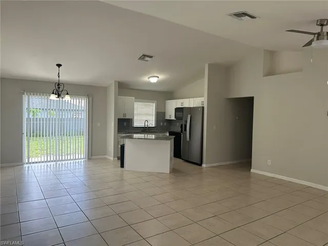 2231 Nw 7th Pl, Cape Coral, Florida 33993