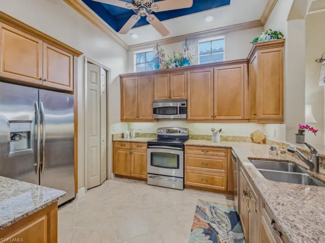 5765 Mango Cir, Naples, Florida 34110