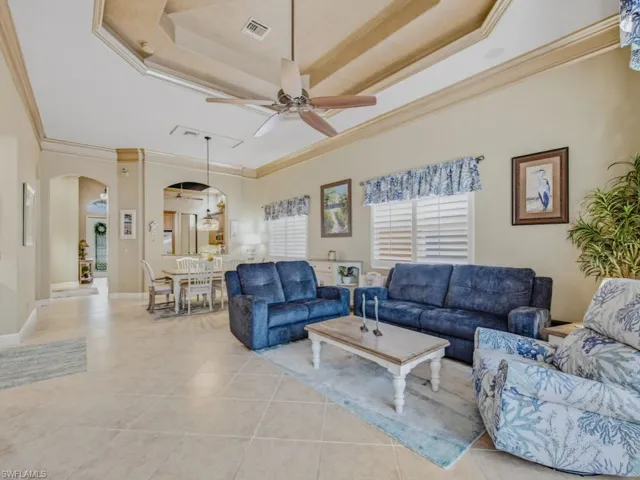 5765 Mango Cir, Naples, Florida 34110