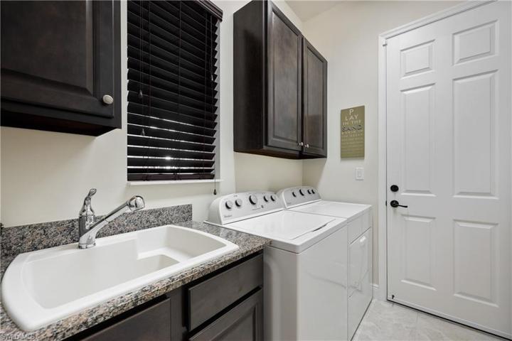 5274  Ferrari  AVE, Ave Maria, FL 34142