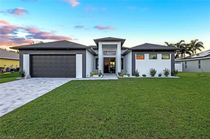 2702 SW 21st  PL, Cape Coral, FL 33914
