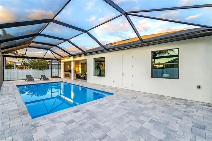 2702 SW 21st  PL, Cape Coral, FL 33914