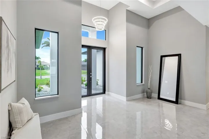 2702 SW 21st  PL, Cape Coral, FL 33914