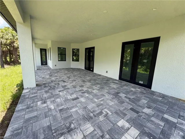 1521  Desoto S BLVD, Naples, FL 34117