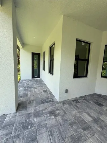 1521  Desoto S BLVD, Naples, FL 34117