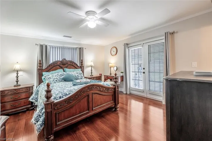 5831  Dogwood  WAY, Naples, FL 34116