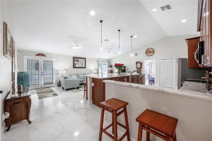 5831  Dogwood  WAY, Naples, FL 34116