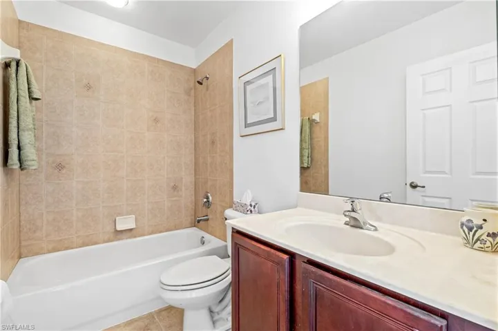 3364  Dandolo  CIR, Cape Coral, FL 33909