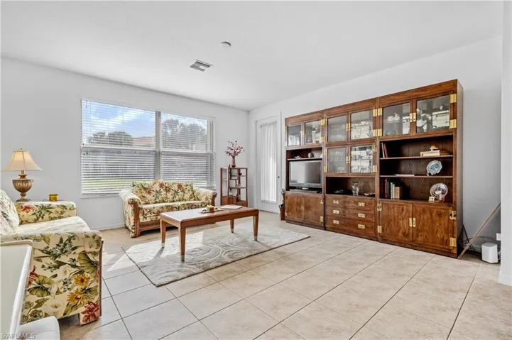 3364  Dandolo  CIR, Cape Coral, FL 33909