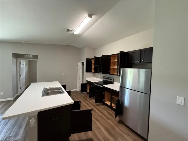1602 Nw 28th St, Cape Coral, Florida 33993