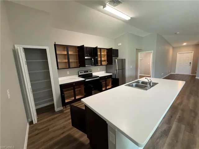 1602 Nw 28th St, Cape Coral, Florida 33993