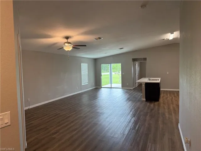 1602 Nw 28th St, Cape Coral, Florida 33993