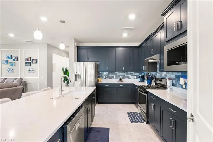 20092 Hartford Blvd, Estero, Florida 33928