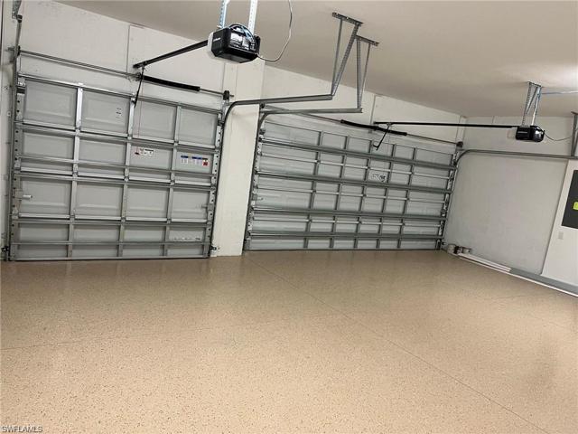 3-car Epoxy floor.