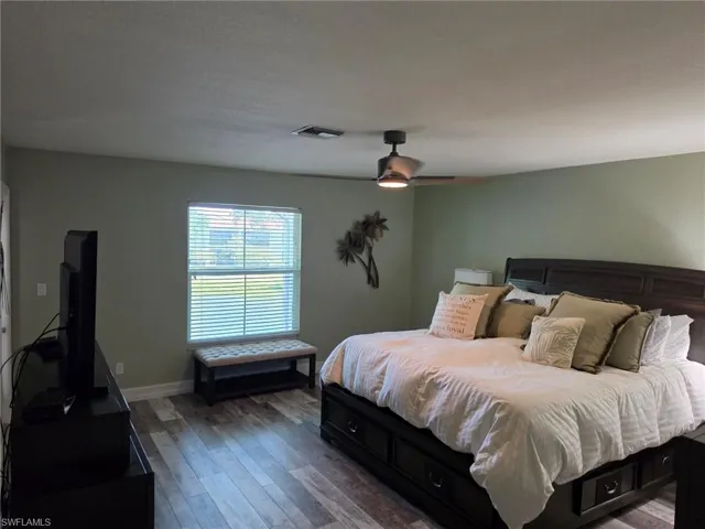 200 Diamond Cir 202, Naples, Florida 34110