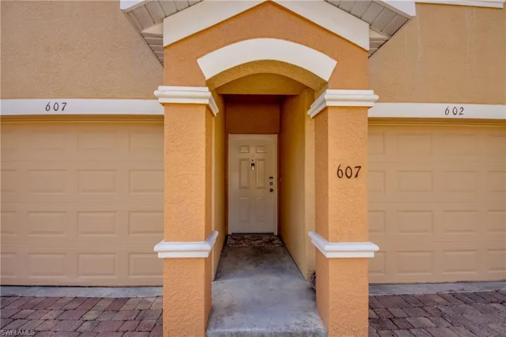 1860 Concordia Lake Cir # 607, Cape Coral Fl 33909