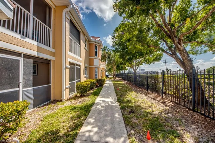 1860 Concordia Lake Cir # 607, Cape Coral Fl 33909