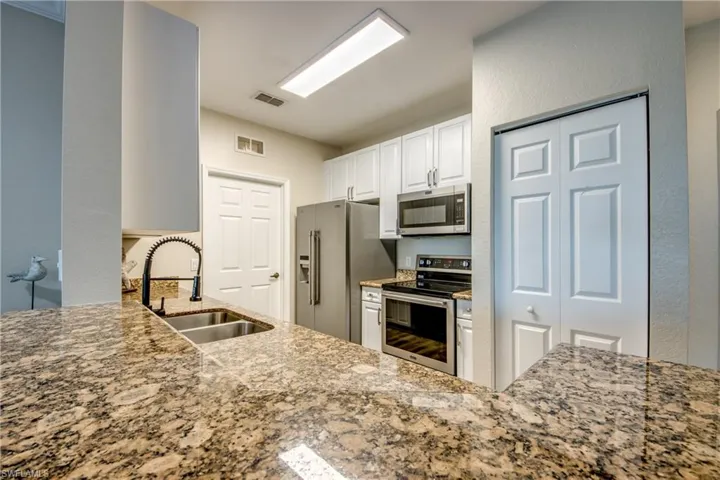 1860 Concordia Lake Cir # 607, Cape Coral Fl 33909