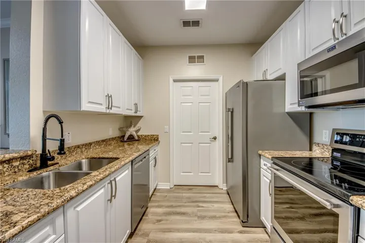 1860 Concordia Lake Cir # 607, Cape Coral Fl 33909