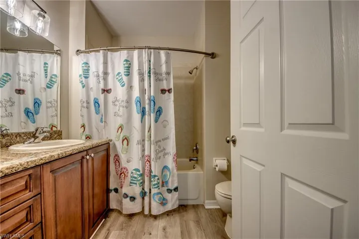 1860 Concordia Lake Cir # 607, Cape Coral Fl 33909