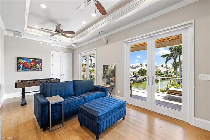 4th Bedroom with large balcony and morning bar.