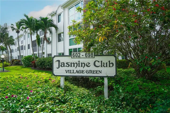 638 Broad Ave S J638, Naples, Florida 34102