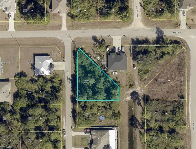 439 Loretta Ave S, Lehigh Acres, Florida 33974