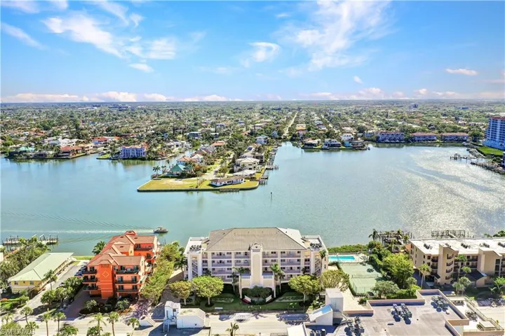 Watermark - Bayside with D