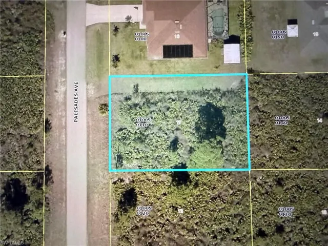 323 Palisades Ave, Lehigh Acres, Florida 33974