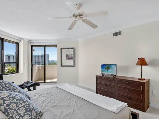 6001 Pelican Bay Blvd 503, Naples, Florida 34108