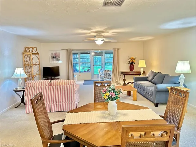5560  Pendlewood  LN, Fort Myers, FL 33919