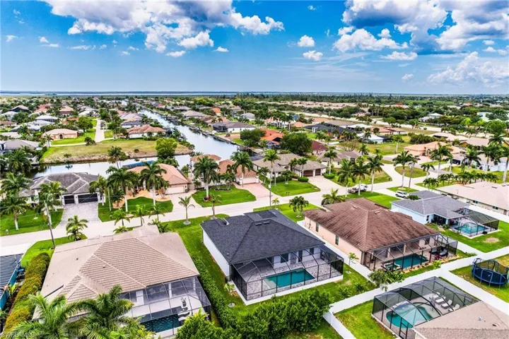 2513 Sw 25th Ave, Cape Coral, Florida 33914