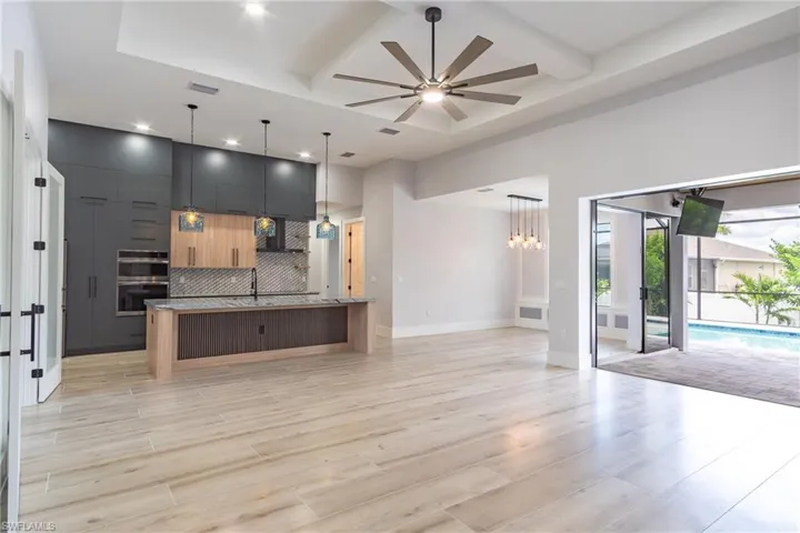 2513 Sw 25th Ave, Cape Coral, Florida 33914