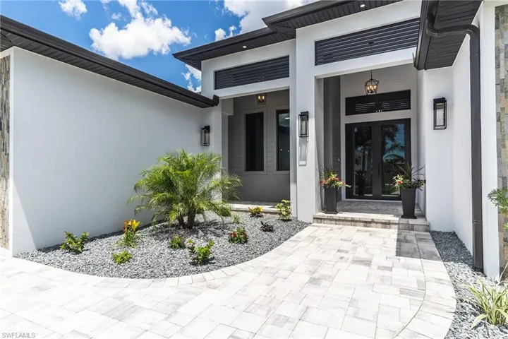 2513 Sw 25th Ave, Cape Coral, Florida 33914